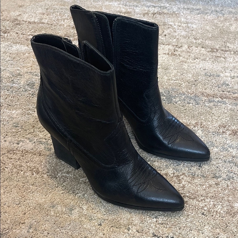 Donald J Pliner Black Velle Western Booties